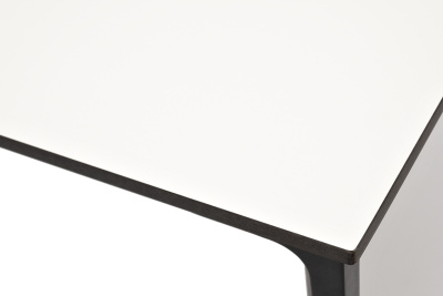 "Малага" обеденный стол из HPL 90х90см, цвет молочный, каркас черный